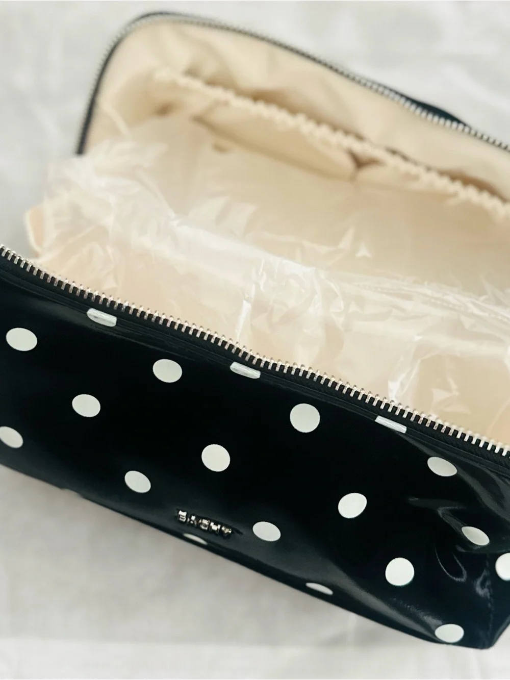 🍁Black and White Polka Dot Cosmetic Case